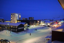 <h5>Nuuk</h5><p>Najaaraq Fontain har taget dette smukke billede af Nuuk midtby klædt i sne. Copyright Najaaraq Fontain</p>