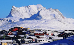 <h5>Nuuk</h5><p>© Niels Joelsen Heilmann. </p>