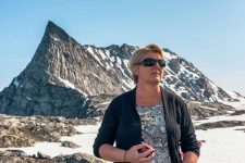<p>©Carlo Miki Lukassen. Carlo har været på fototur med Air Greenland på Grønlands mest berømte fjeld, Sermitsiaq.</p>